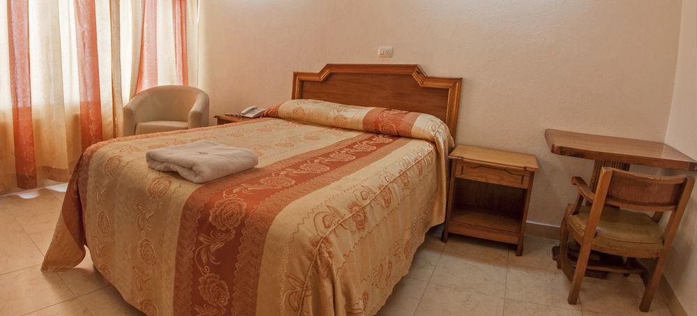 Hotel Atenas Ксалапа Екстериор снимка