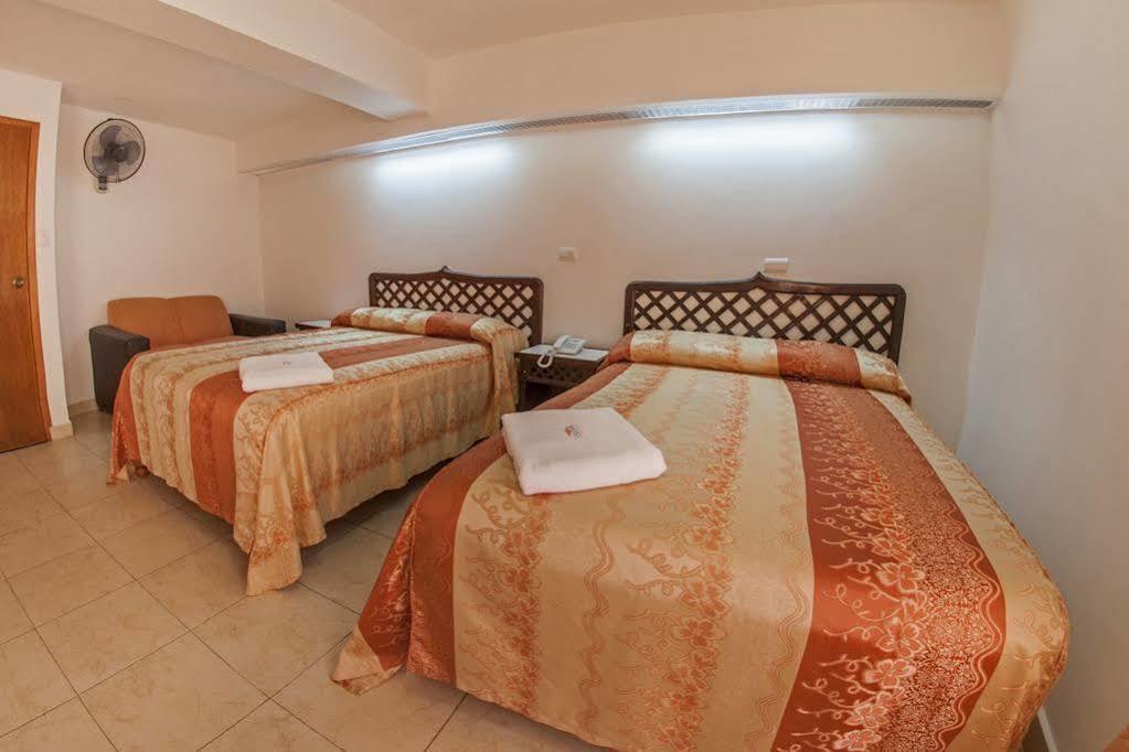 Hotel Atenas Ксалапа Екстериор снимка